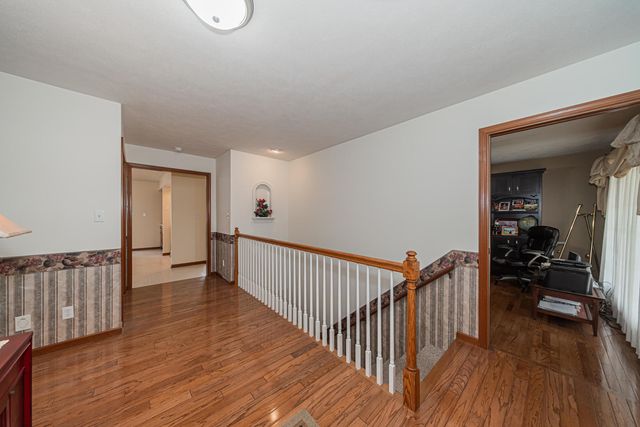 1016 Michael Lane, West Frankfort, IL 62896