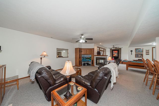 1016 Michael Lane, West Frankfort, IL 62896