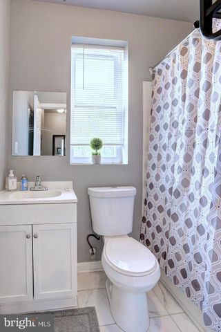 246 N HILTON ST, Baltimore, MD 21229