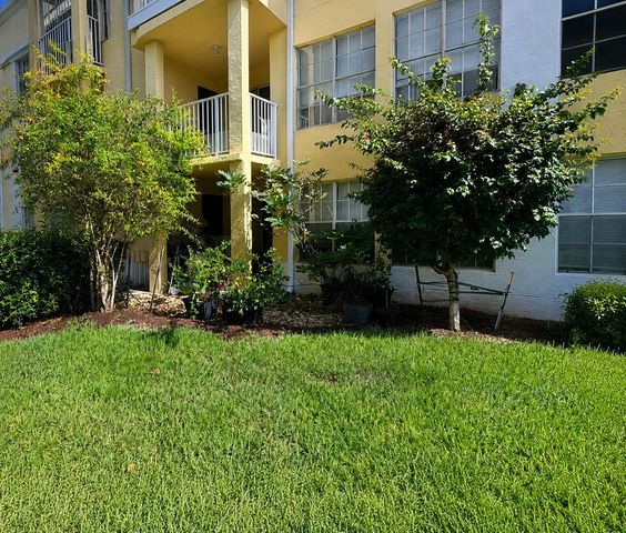 6323 La Costa Drive B, Boca Raton, FL 33433