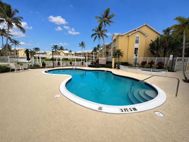 6323 La Costa Drive B, Boca Raton, FL 33433