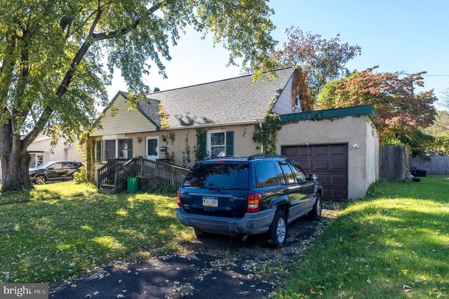 1305 HARRISON ST, Bristol, PA 19007