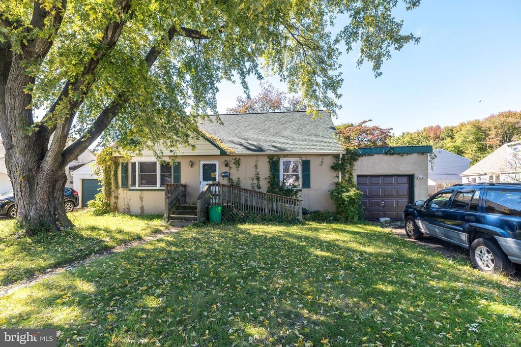 1305 HARRISON ST, Bristol, PA 19007
