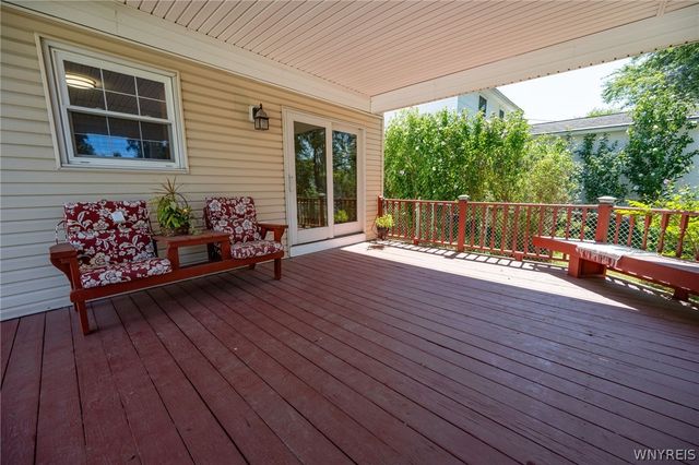 80 Theresa Court, West Seneca, NY 14224