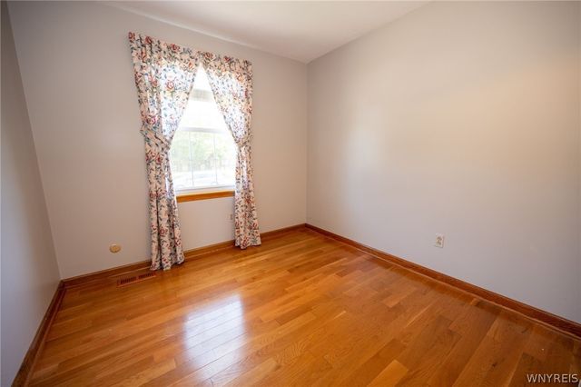 80 Theresa Court, West Seneca, NY 14224