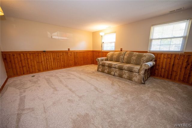 80 Theresa Court, West Seneca, NY 14224