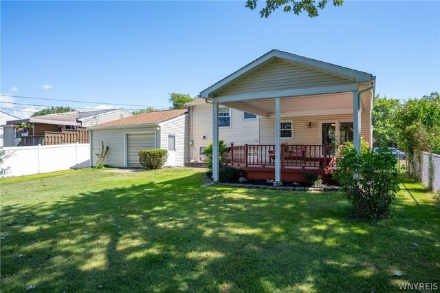 80 Theresa Court, West Seneca, NY 14224