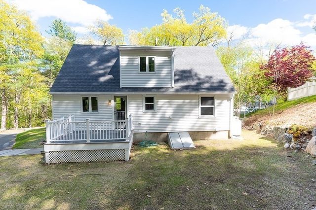 30 Collins Rd, Northborough, MA 01532