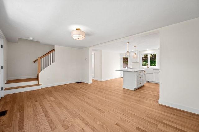 30 Collins Rd, Northborough, MA 01532