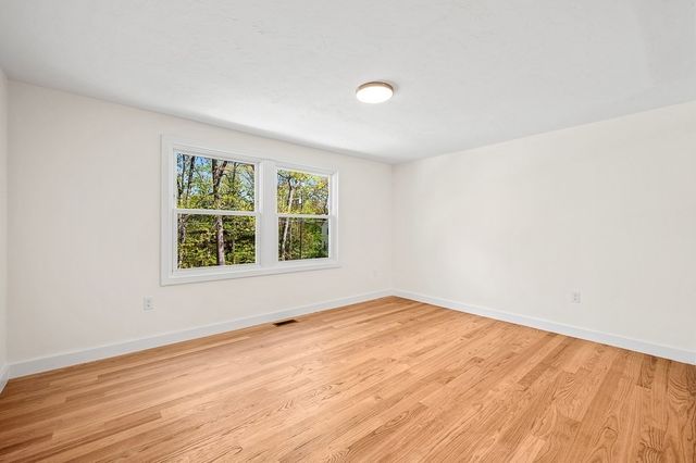 30 Collins Rd, Northborough, MA 01532