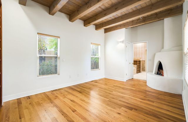 2410 Vicic Road NW, Albuquerque, NM 87104