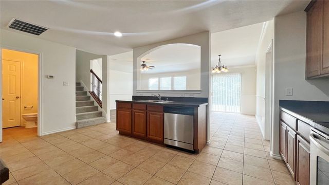 1724 Quails Nest Drive, Fort Worth, TX 76177