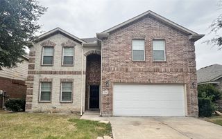 1724 Quails Nest Drive, Fort Worth, TX 76177