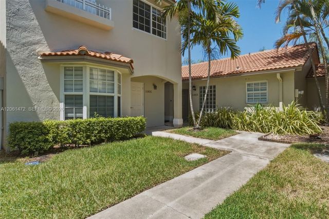 10805 NW 3rd Ct, Pembroke Pines, FL 33026