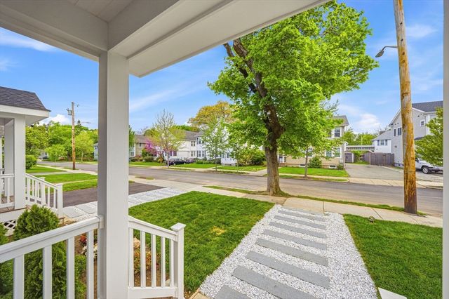 52 Rangeley Rd 52, Newton, MA 02465