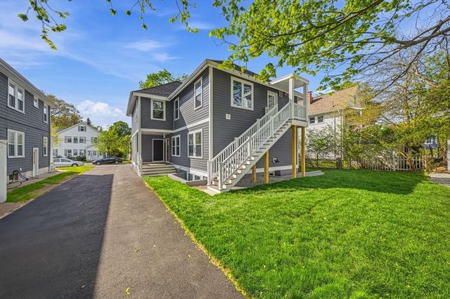 52 Rangeley Rd 52, Newton, MA 02465