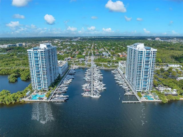 17111 Biscayne Blvd 411, North Miami Beach, FL 33160