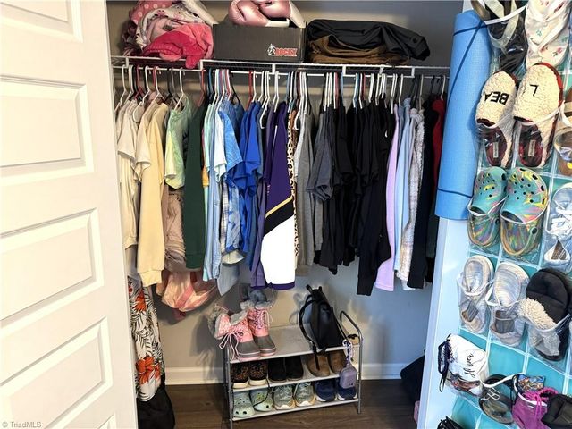 5880 Oak Knoll Drive, Archdale, NC 27370