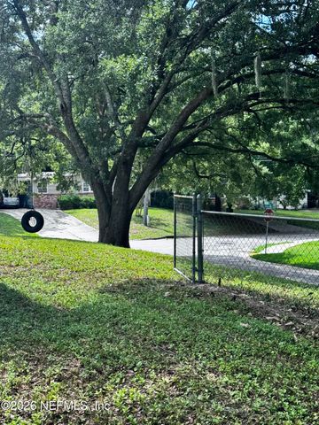6923 GAILLARDIA Road, Jacksonville, FL 32211