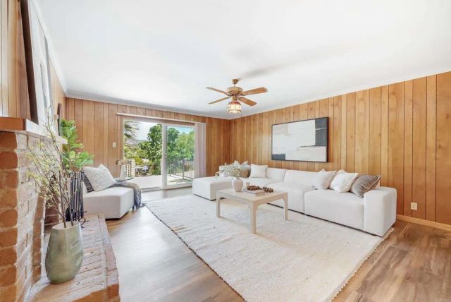 2077 Mountain View Drive, Escondido, CA 92027