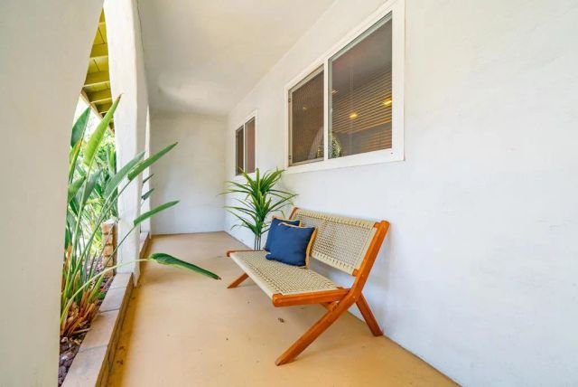 2077 Mountain View Drive, Escondido, CA 92027