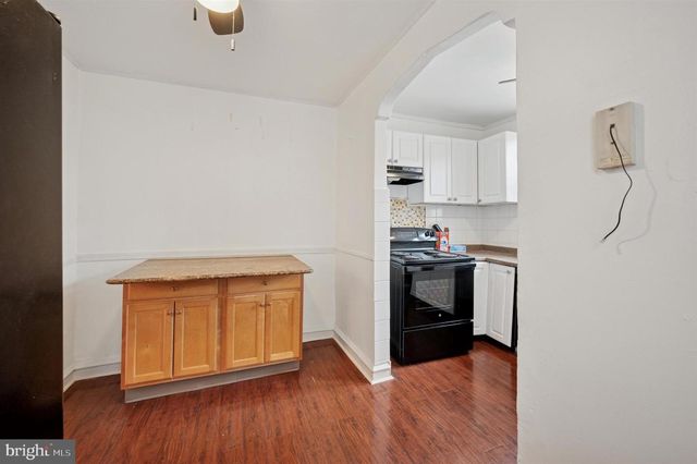 6010 N CAMAC ST, Philadelphia, PA 19141