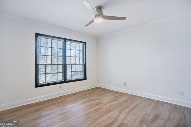 8 Cantey Place NW, Atlanta, GA 30327