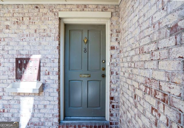 8 Cantey Place NW, Atlanta, GA 30327