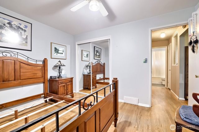 10728 29th Place SW, Seattle, WA 98146