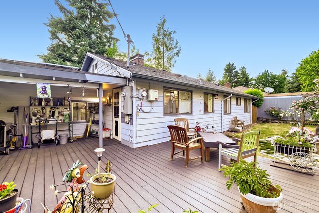 10728 29th Place SW, Seattle, WA 98146