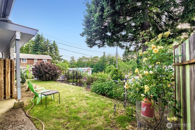 10728 29th Place SW, Seattle, WA 98146