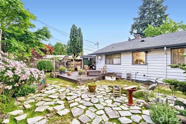 10728 29th Place SW, Seattle, WA 98146