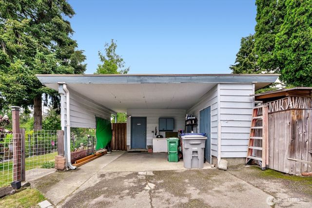 10728 29th Place SW, Seattle, WA 98146