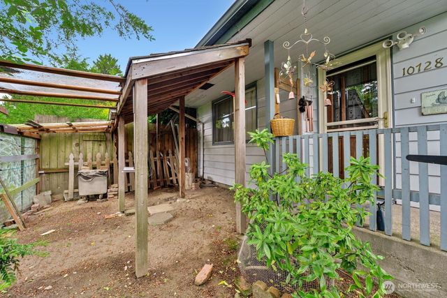 10728 29th Place SW, Seattle, WA 98146