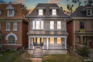 5135 Cabanne Avenue, St Louis, MO 63113
