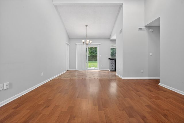 123 Crooked Creek Court, Summerville, SC 29486
