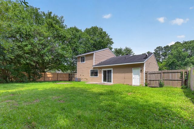 123 Crooked Creek Court, Summerville, SC 29486
