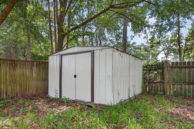 123 Crooked Creek Court, Summerville, SC 29486