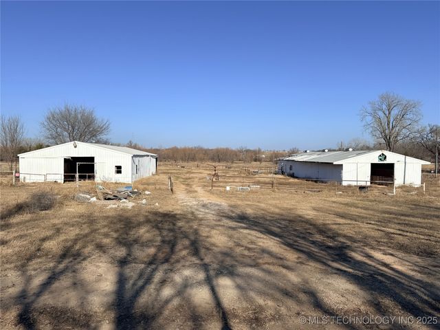 52305 W 41st Street S, Jennings, OK 74038
