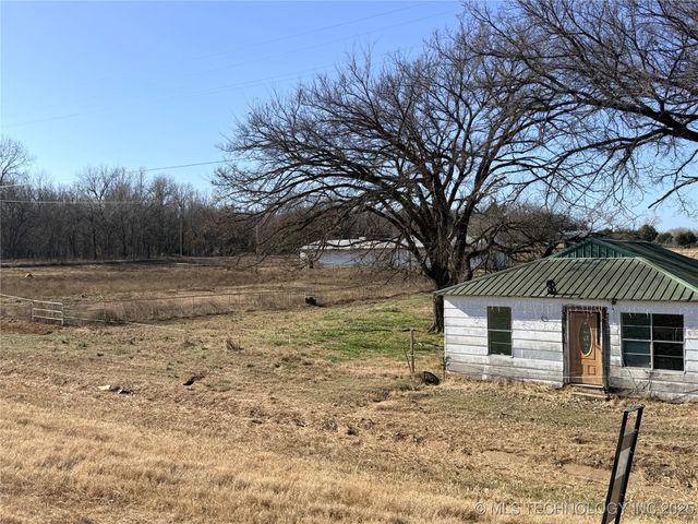52305 W 41st Street S, Jennings, OK 74038