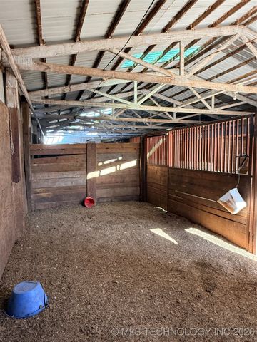 52305 W 41st Street S, Jennings, OK 74038