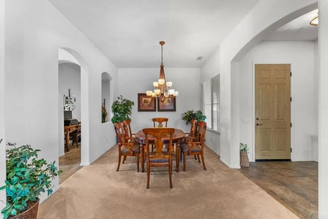 241 Melbourne Glen, Escondido, CA 92026