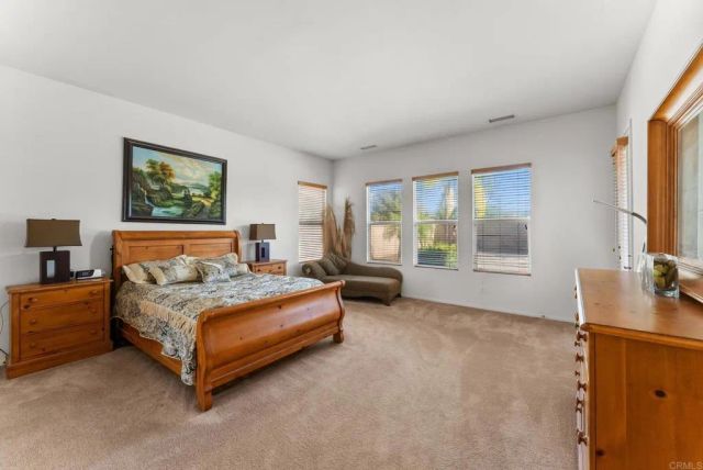 241 Melbourne Glen, Escondido, CA 92026