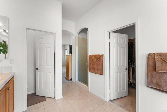 241 Melbourne Glen, Escondido, CA 92026