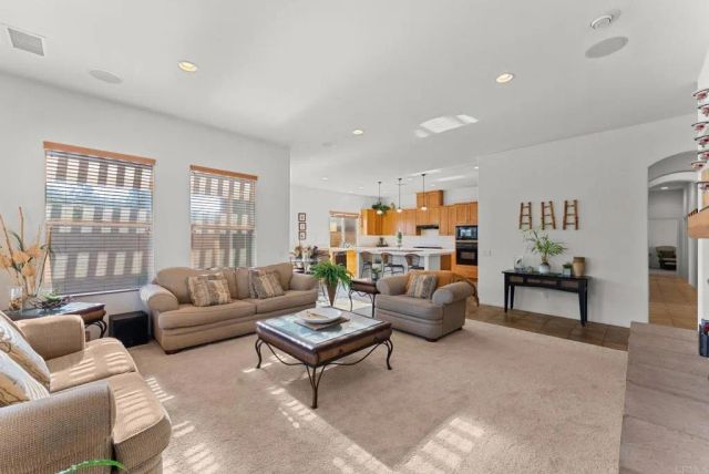 241 Melbourne Glen, Escondido, CA 92026