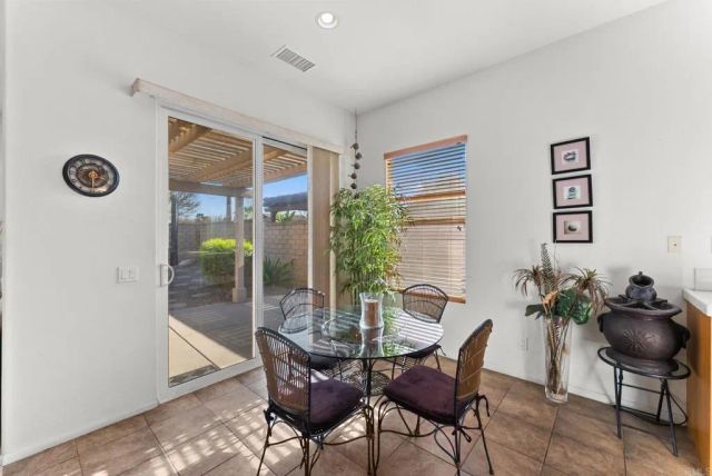 241 Melbourne Glen, Escondido, CA 92026