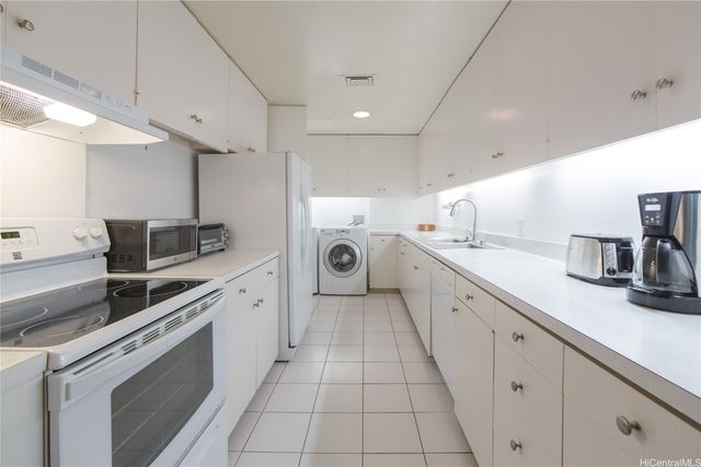 4999 Kahala Avenue 164, Honolulu, HI 96816