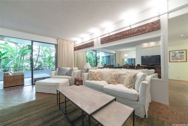 4999 Kahala Avenue 164, Honolulu, HI 96816
