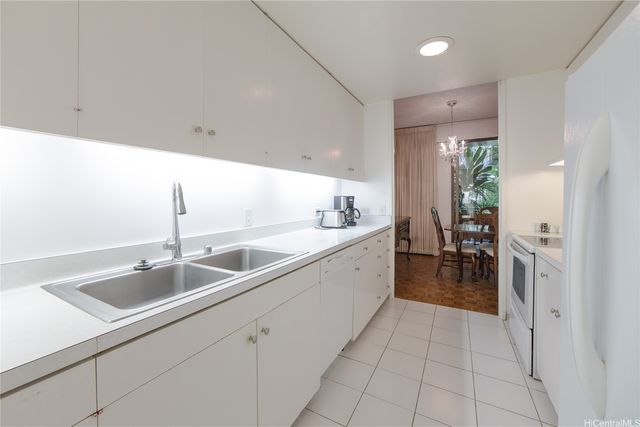 4999 Kahala Avenue 164, Honolulu, HI 96816
