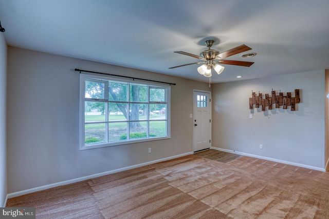 3608 W DENNEYS RD, Dover, DE 19904